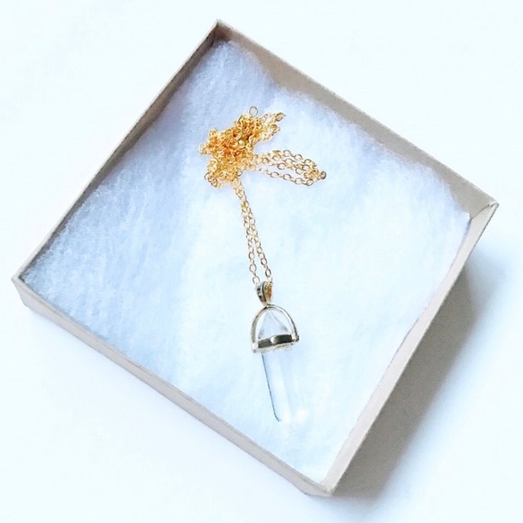 Final Price! Clear Crystal Pendant Necklace - Picture 5 of 5
